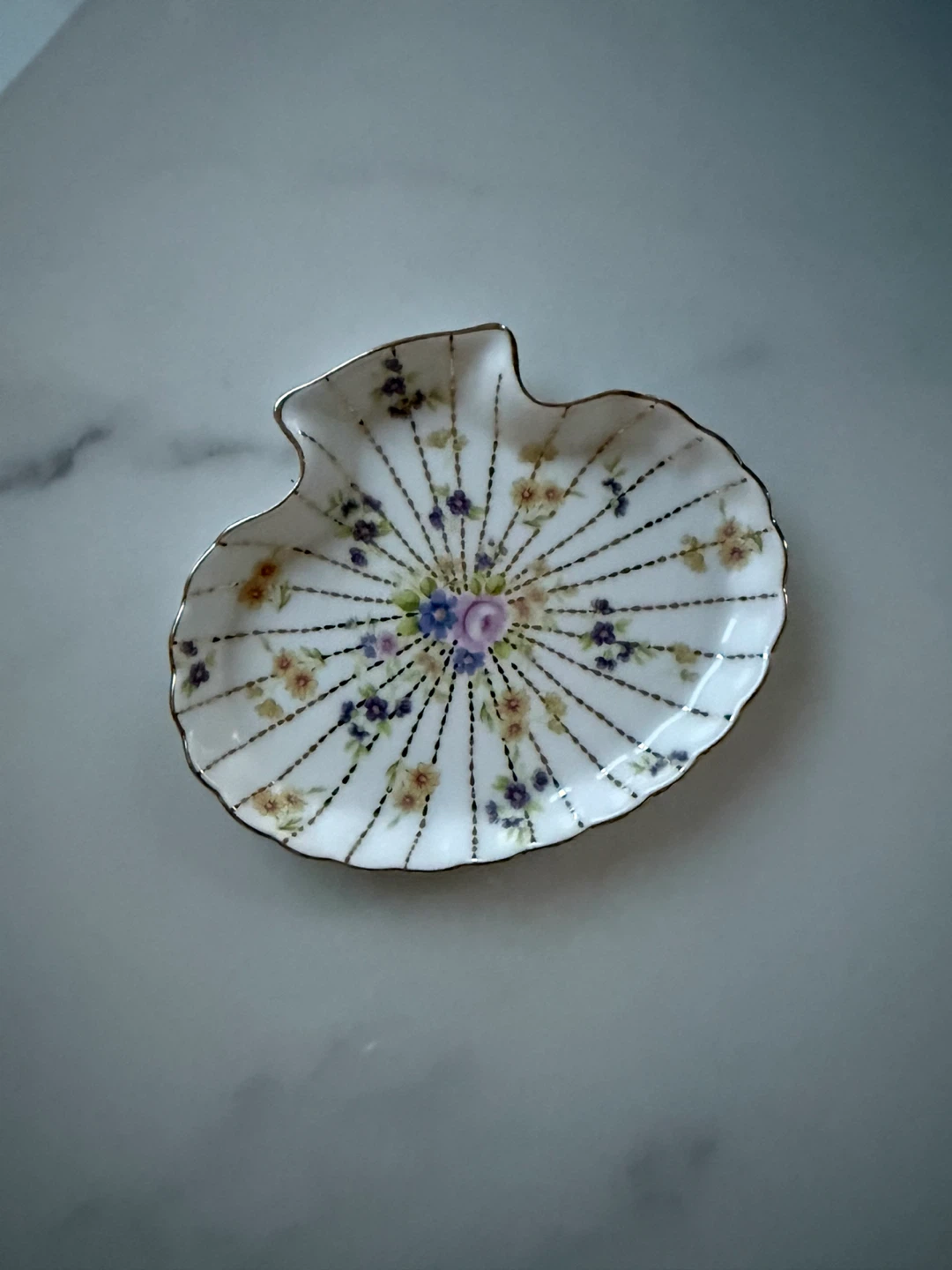 Vintage-Style Floral Trinket Dish with Gold Trim