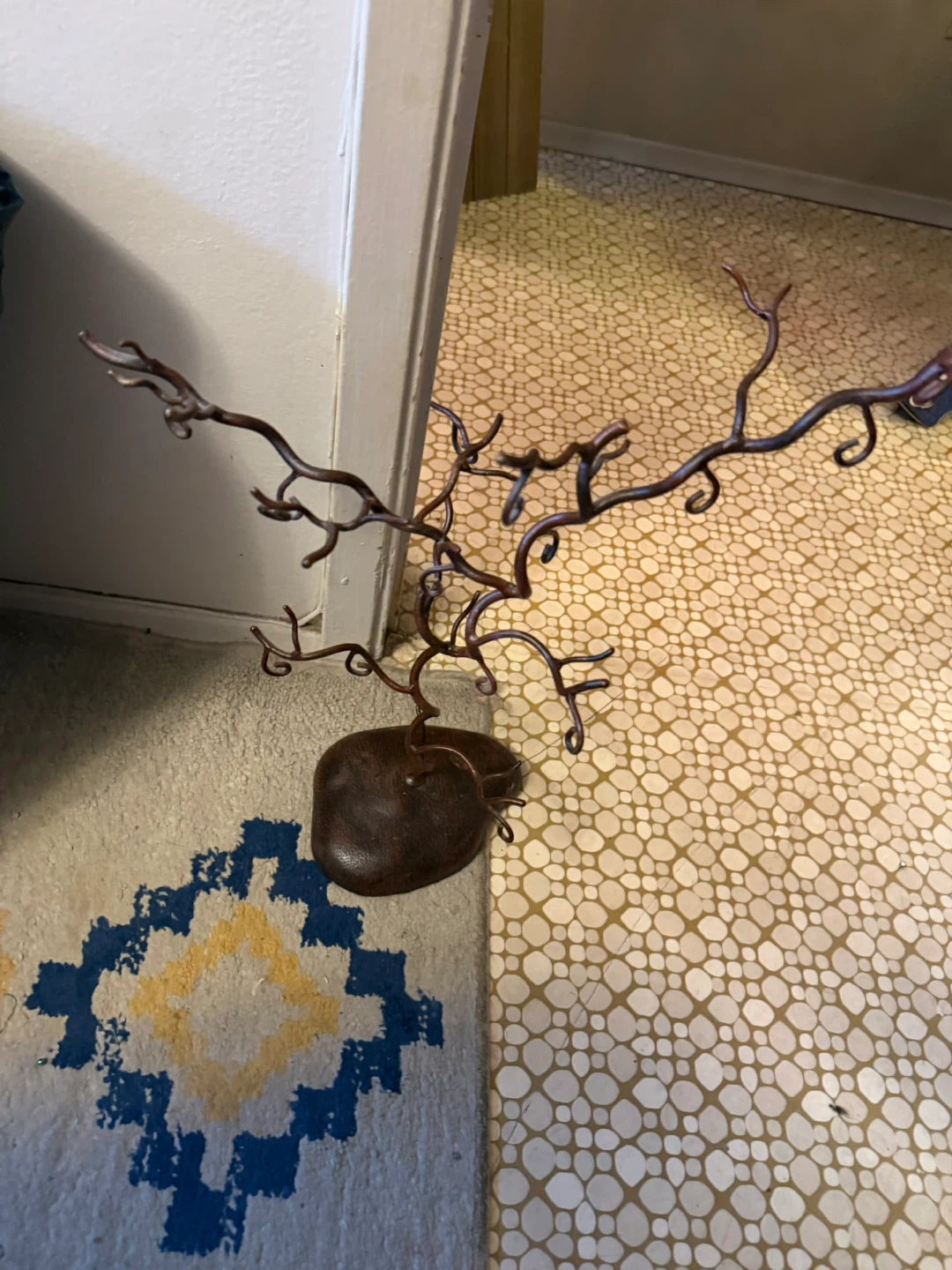 Metal Jewelry Tree Stand
