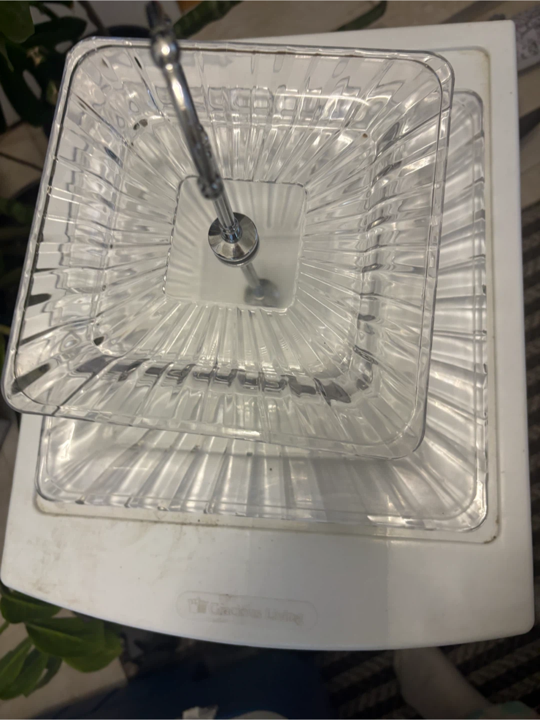 Two-Tier Serving Stand