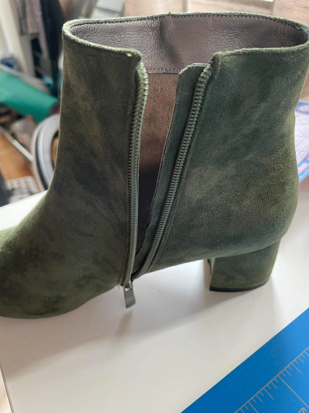 Green Suede Ankle Boots size 10 - photo 3