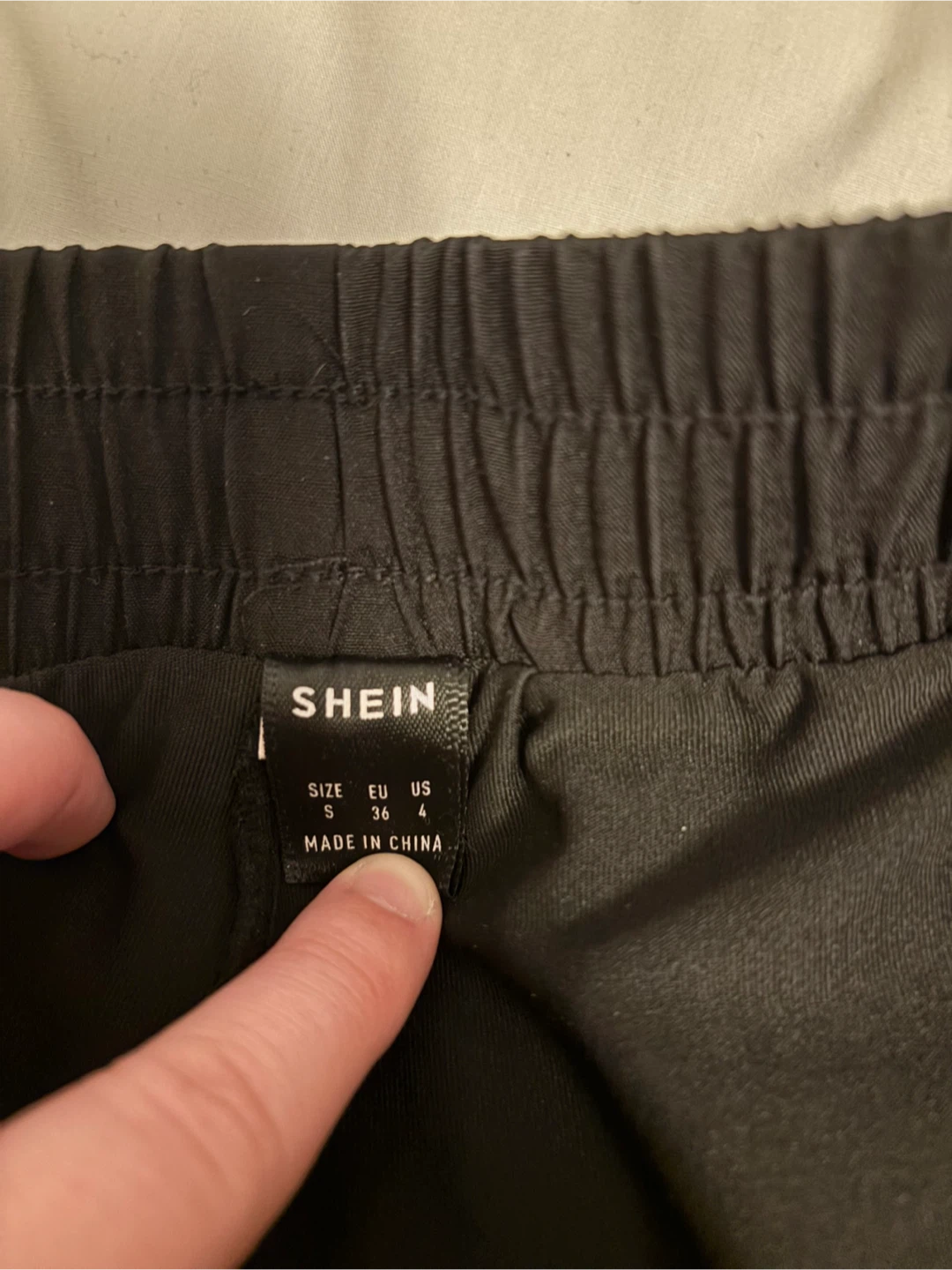 SHEIN black athletic shorts - photo 4