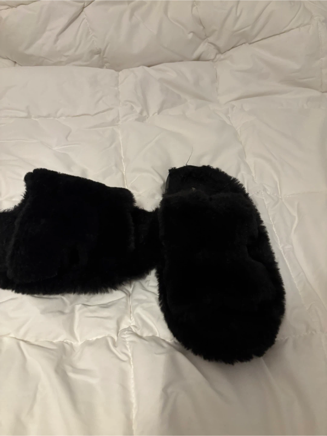 Ardene Black Faux Fur Slippers - photo 3