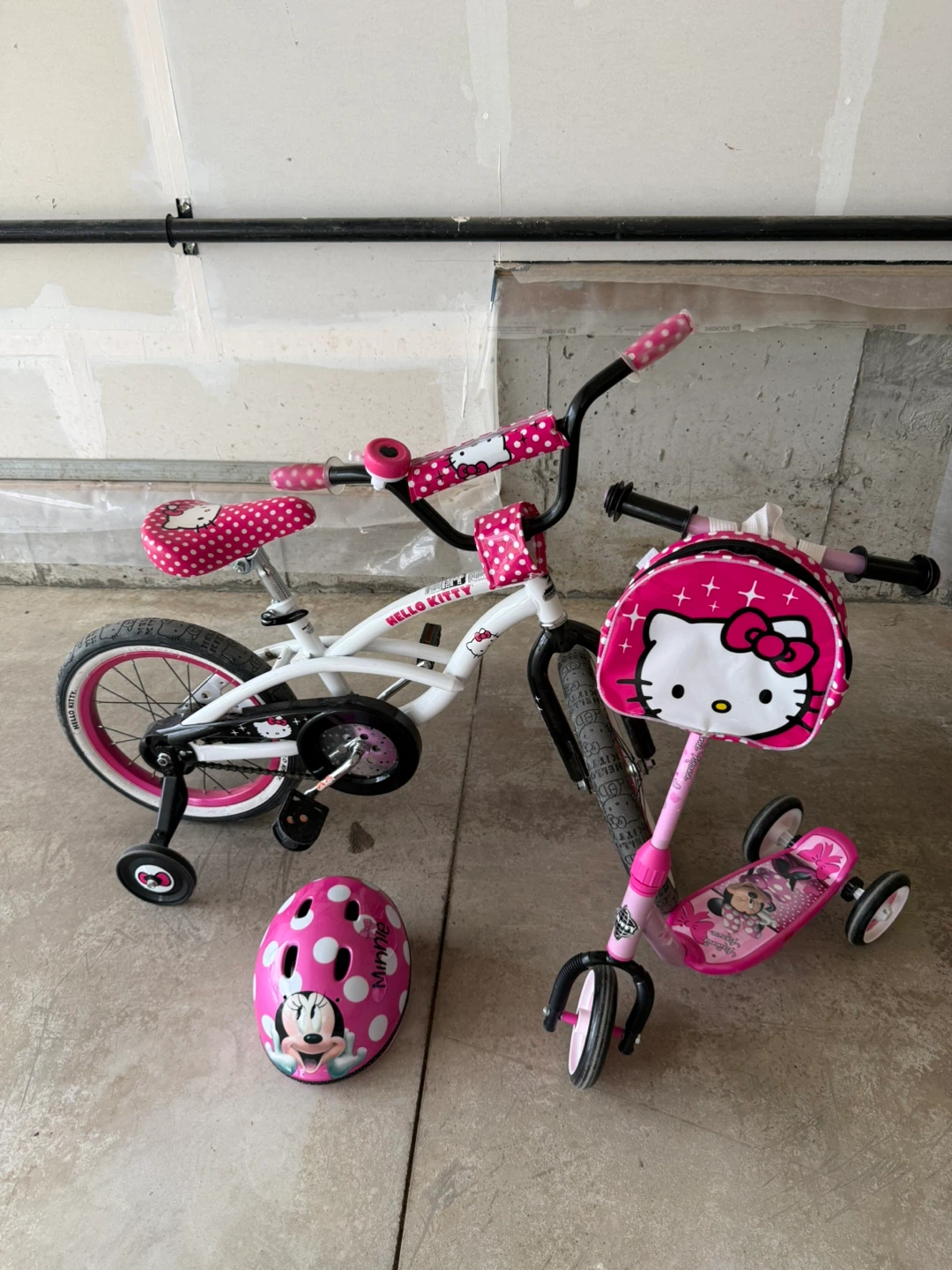 Hello Kitty Bike with Minnie Mouse Scooter and Helmet