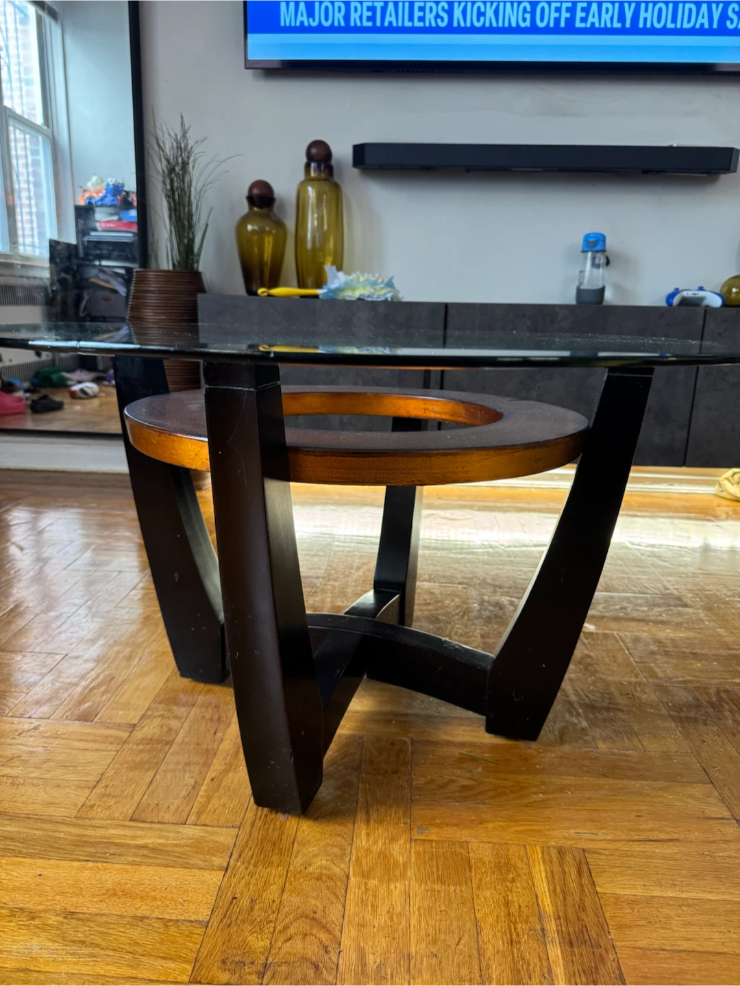 Round Glass Coffee Table - photo 2