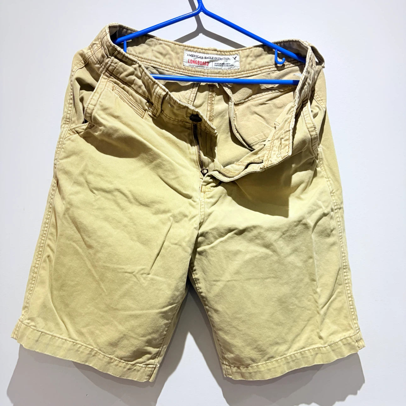 American Eagle Longboard Shorts Khaki