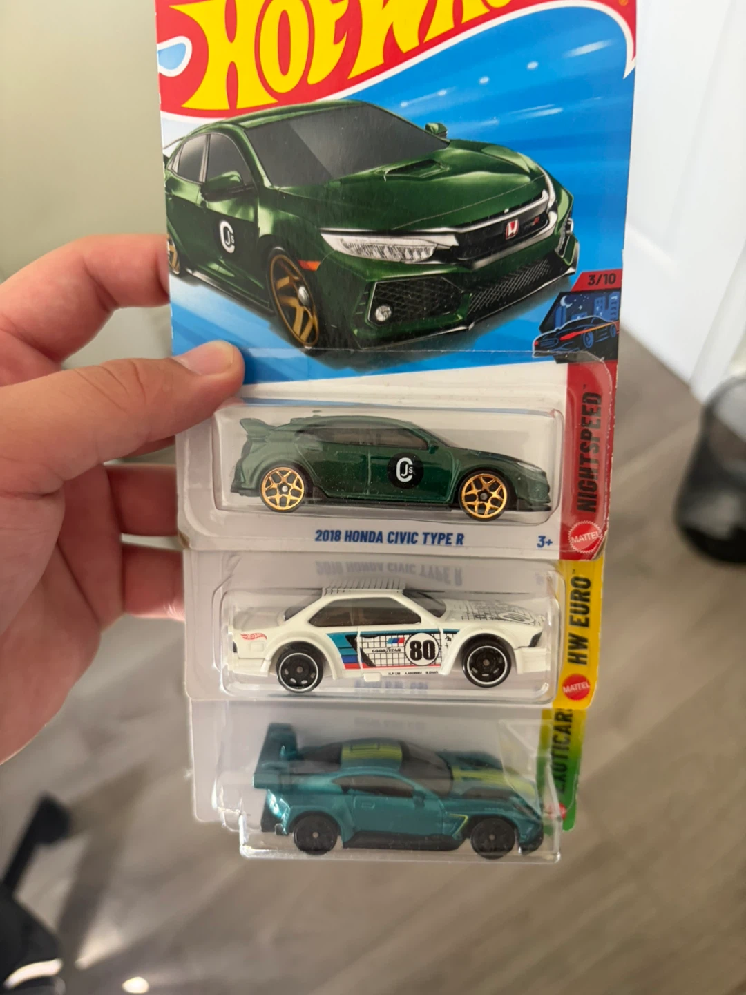 3 Hot Wheels cars