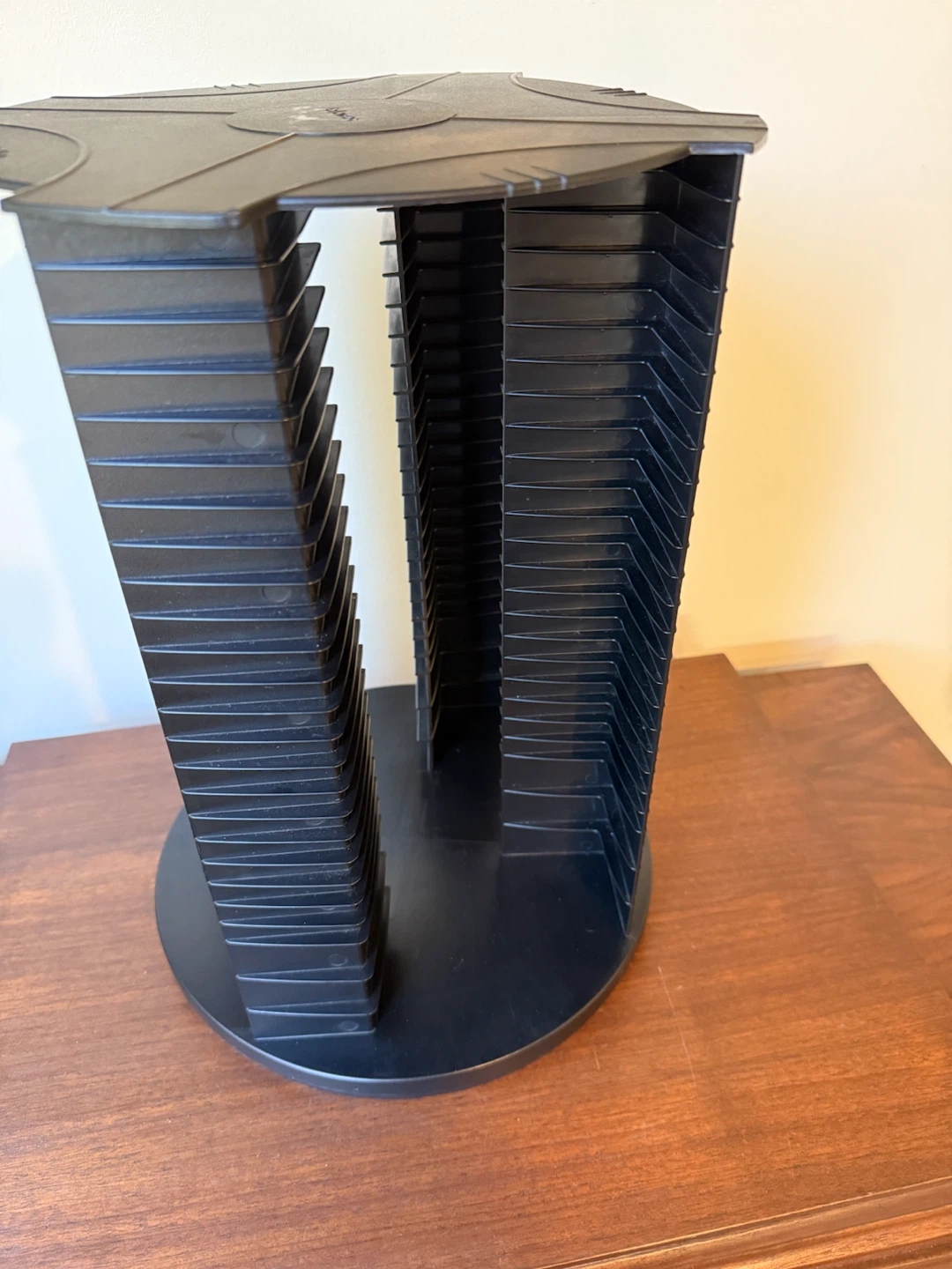 Fellowes Rotating 112 CD Storage Tower - photo 3