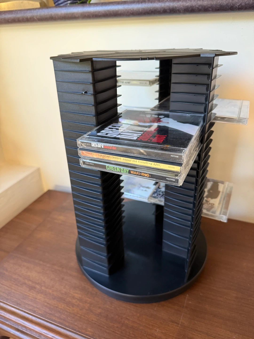 Fellowes Rotating 112 CD Storage Tower - photo 4