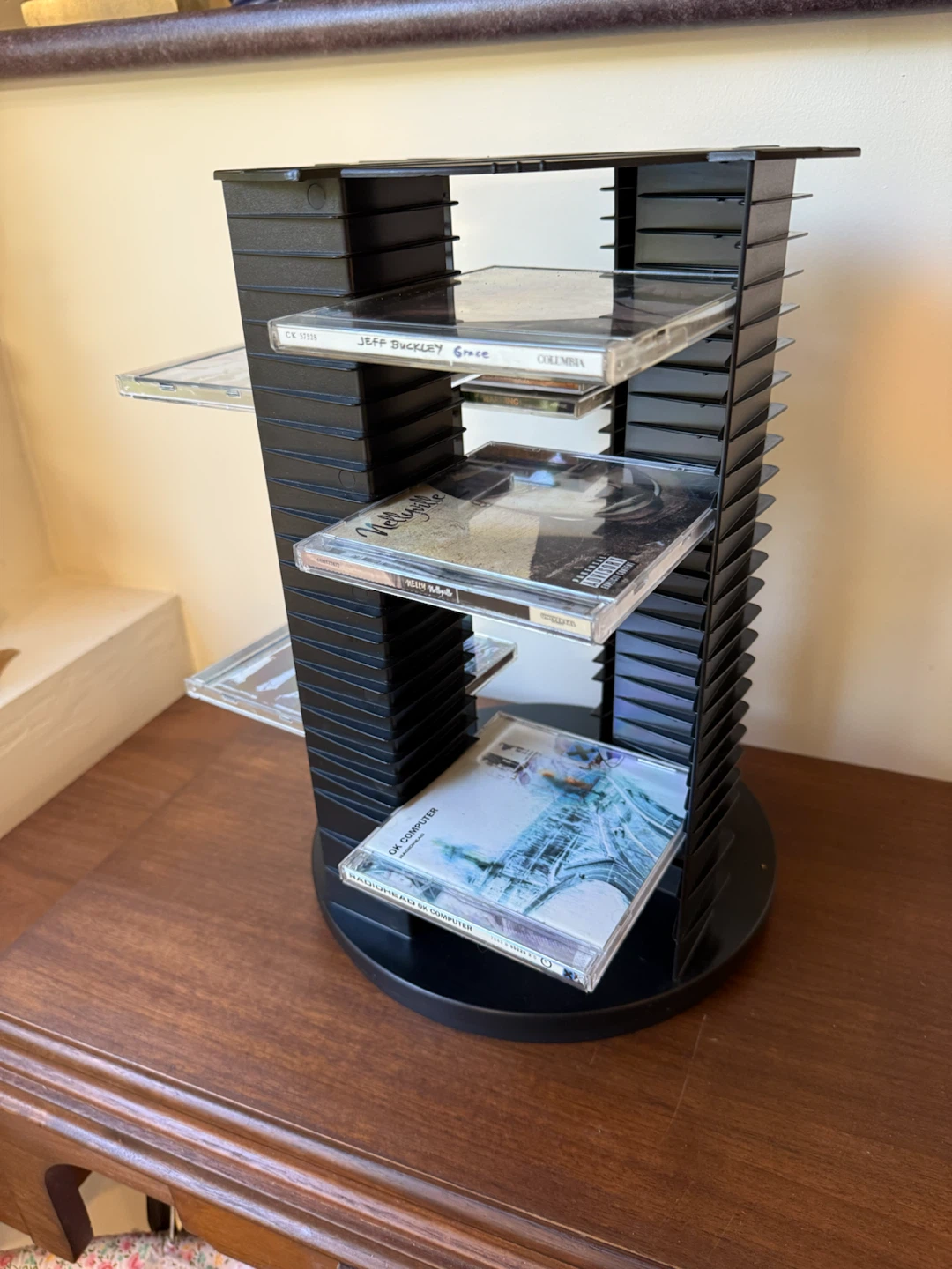 Fellowes Rotating 112 CD Storage Tower - photo 5