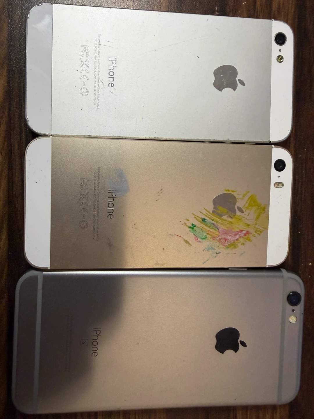 Set of 3 Used Apple iPhones