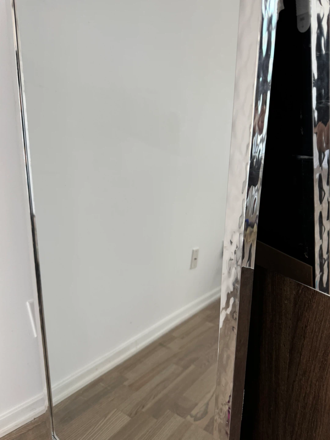 Italian designer’s vintage Large Hammered Silver Floor Mirror - photo 4