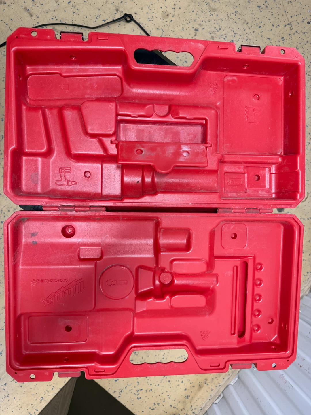 Milwaukee Cordless Tool Carrying Case - photo 3