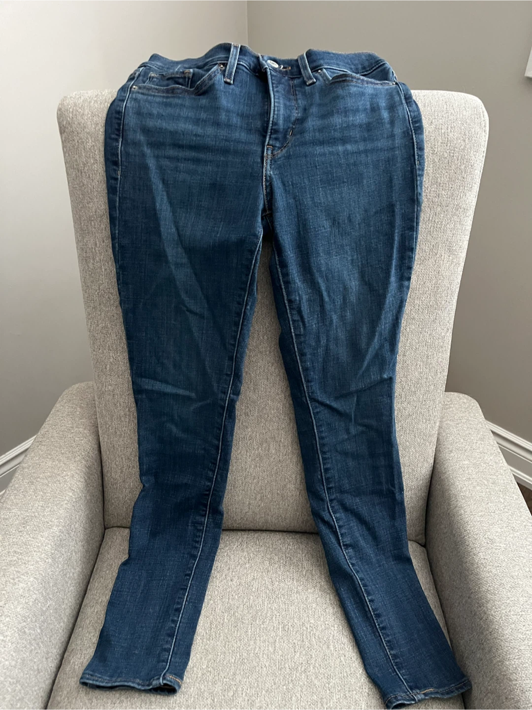 Levi's 311 Shaping Skinny Jeans Size 27