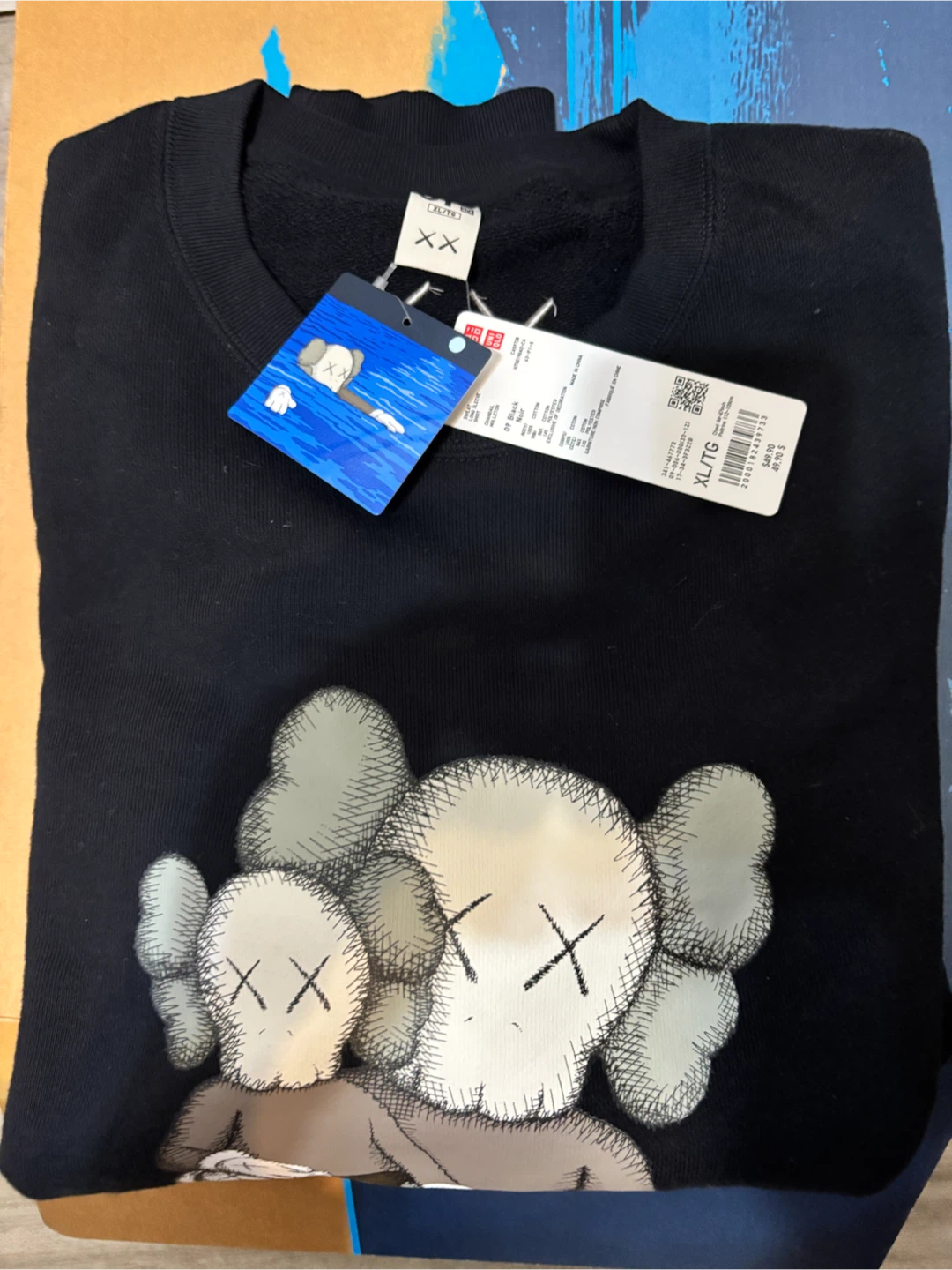 Uniqlo x KAWS Long Sleeve Sweatshirt Black XL
