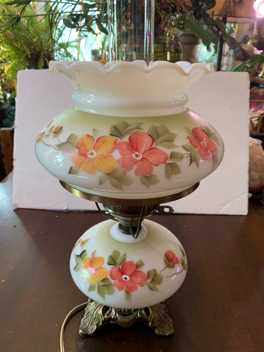 Vintage Hand-Painted Floral Hurricane Lamp. - photo 2