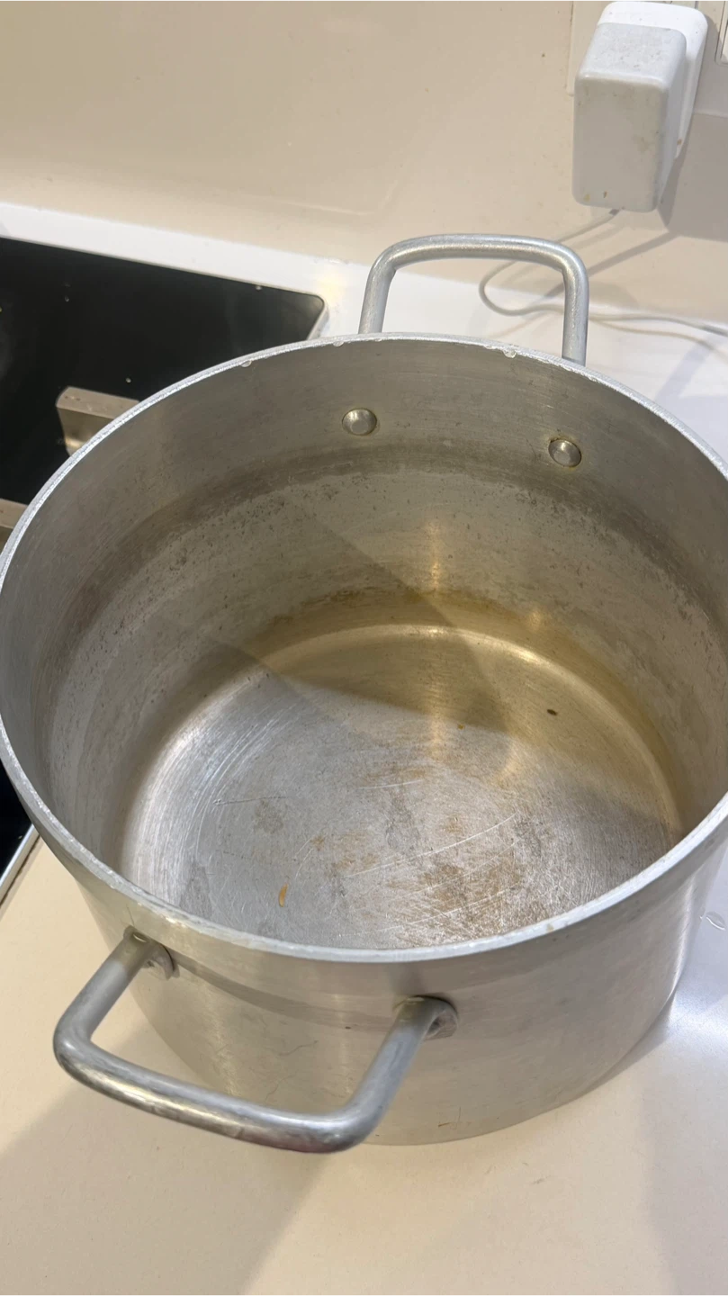 Large Aluminum Stock Pot - photo 3