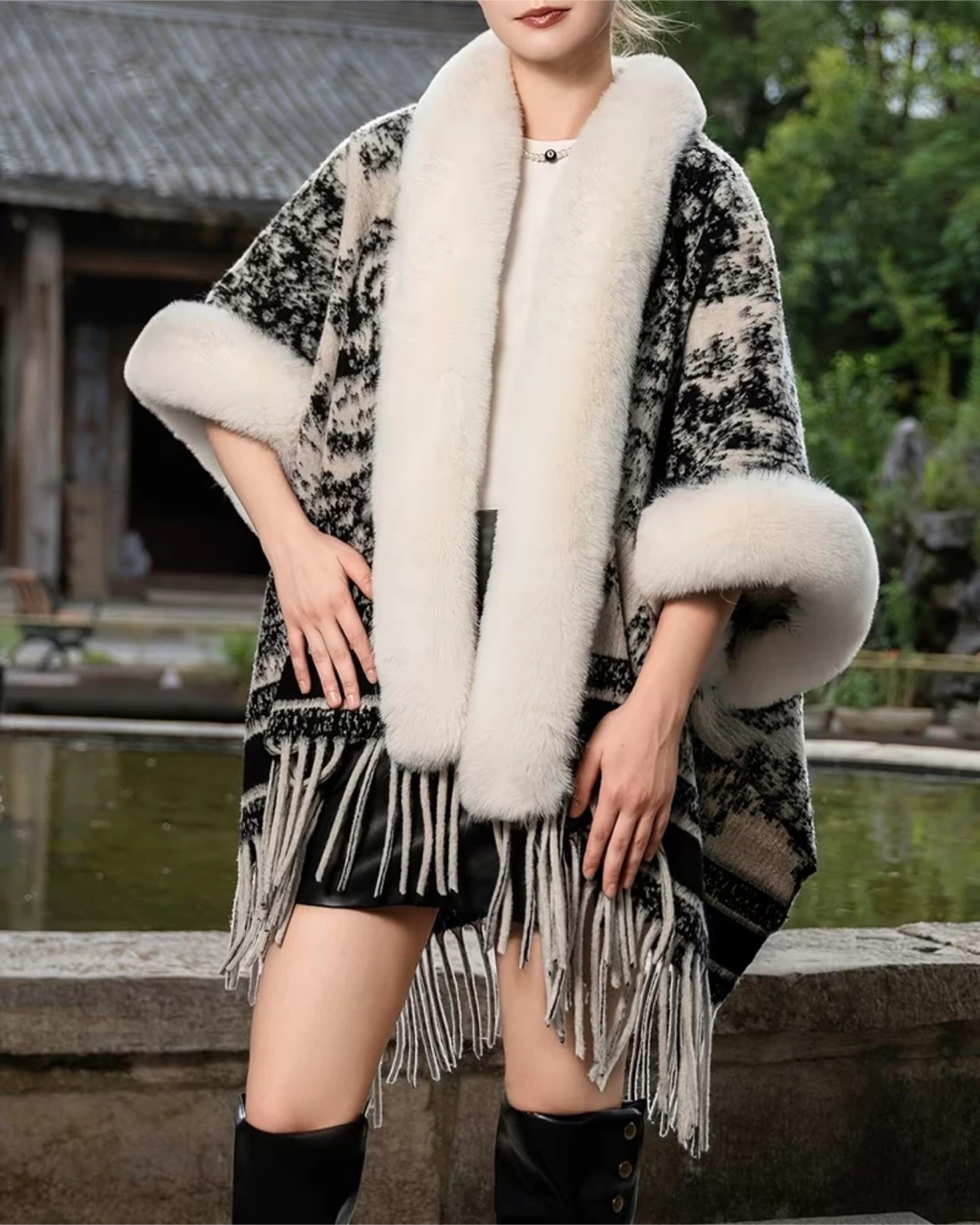 Faux Fur Trim Knit Poncho