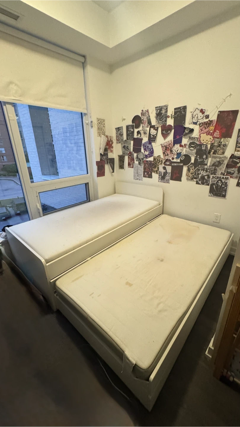 IKEA Extendable Daybed with Storage – White - photo 3