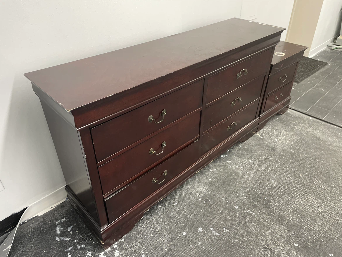 Dark Wood Dresser and Nightstand Set - photo 4