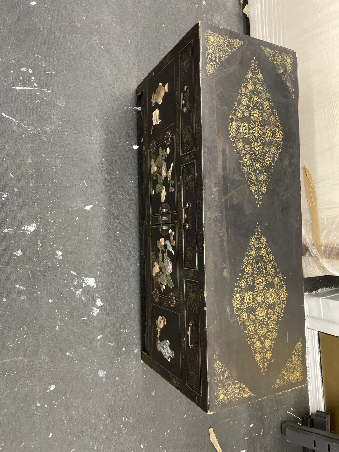 Black Lacquer Asian-Style Media Console - photo 3