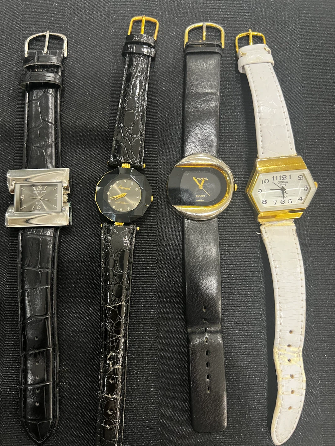 Set of 4 vintage  Wristwatches