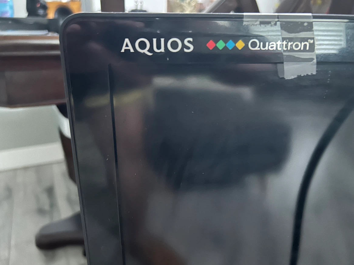 Sharp AQUOS Quattron 50 inch LED - photo 2