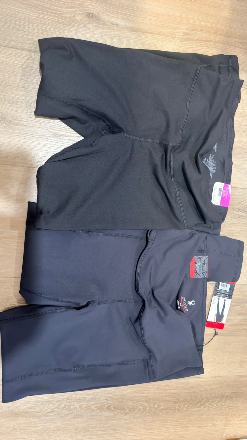 Two pairs of black leggings size Medium - photo 2