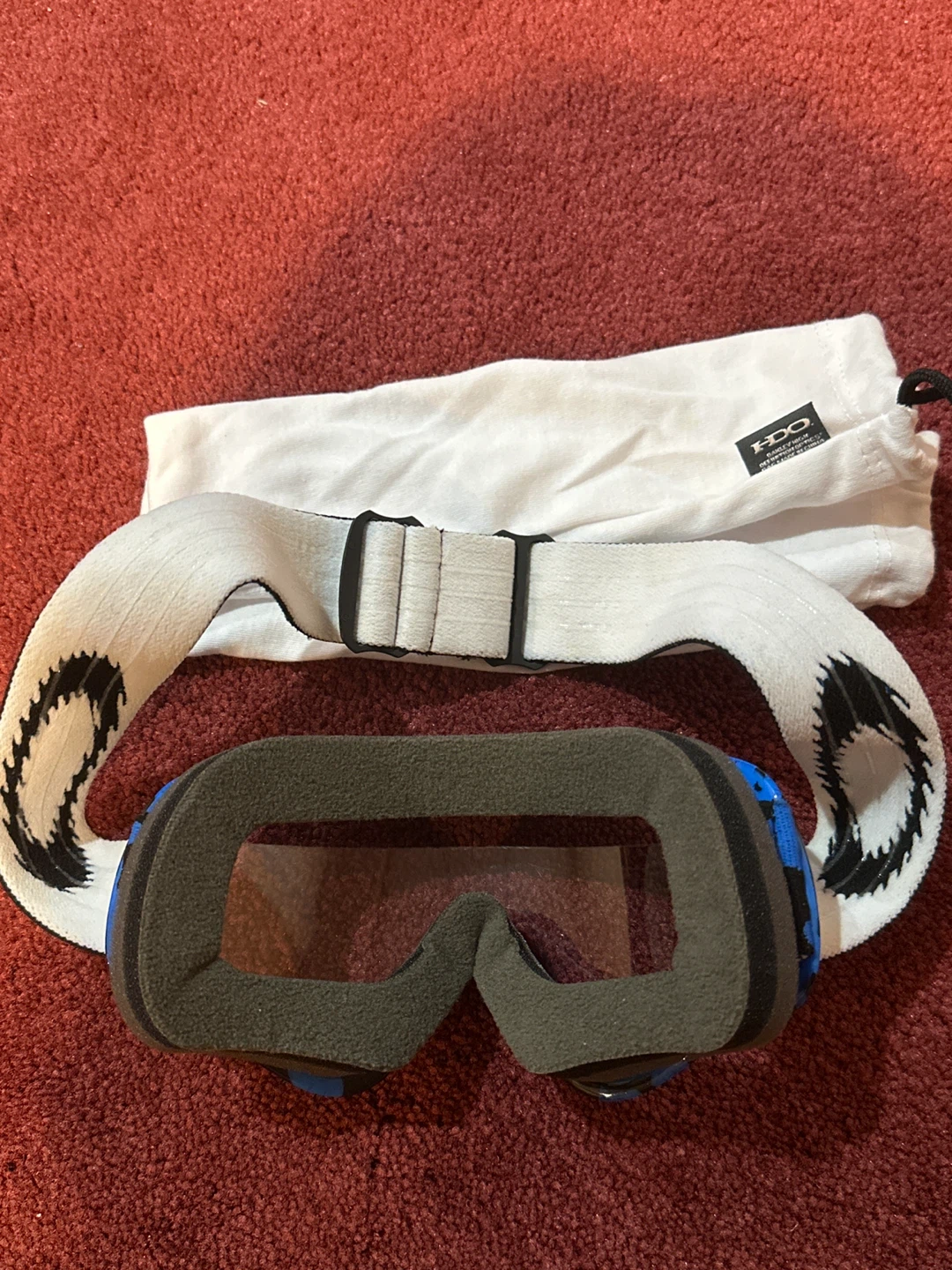 Oakley Ski Goggles with Carrying Bag - photo 2