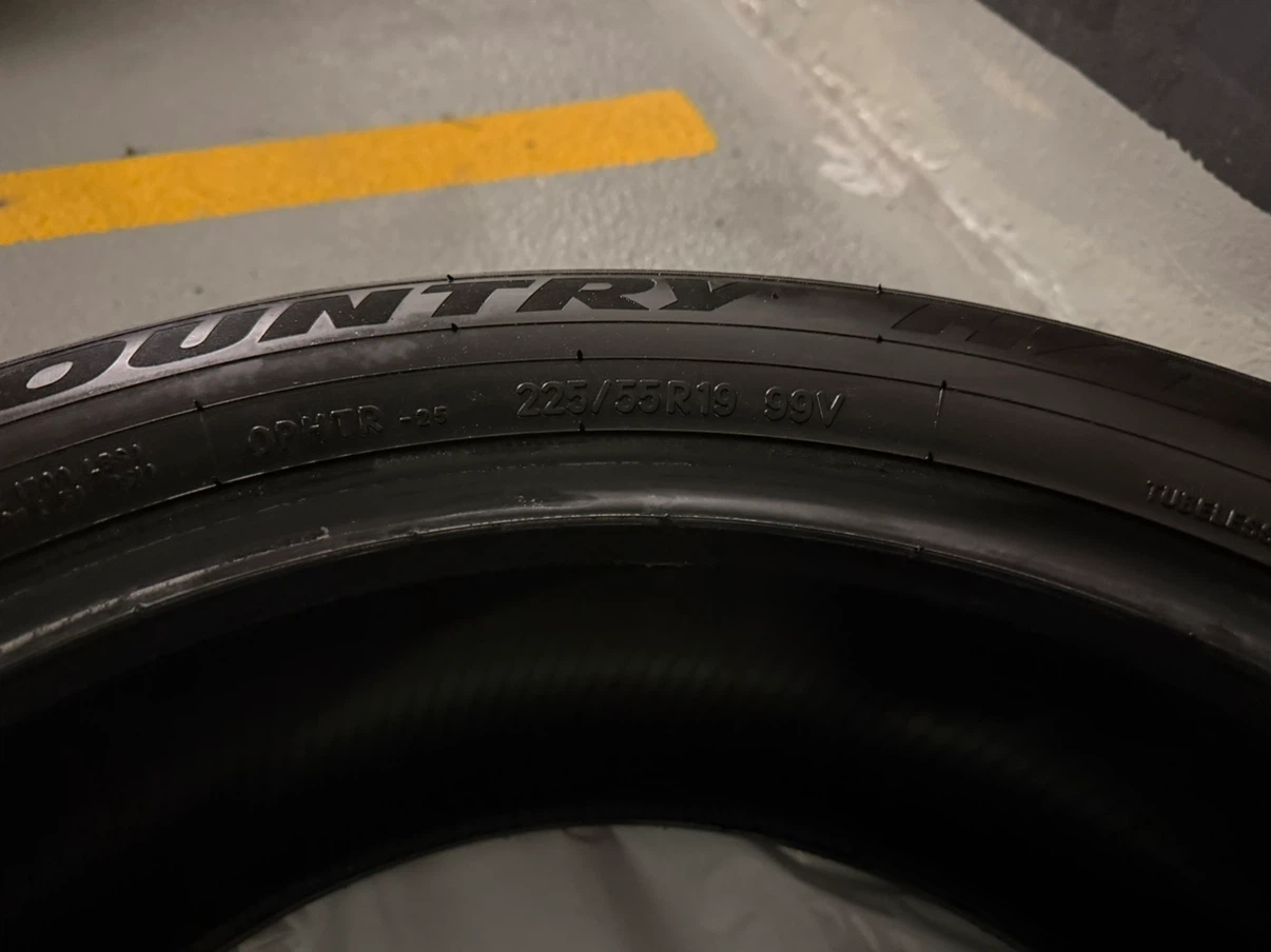 Set of 4 Toyo Open Country H/T Tires 225/55R19 - photo 4