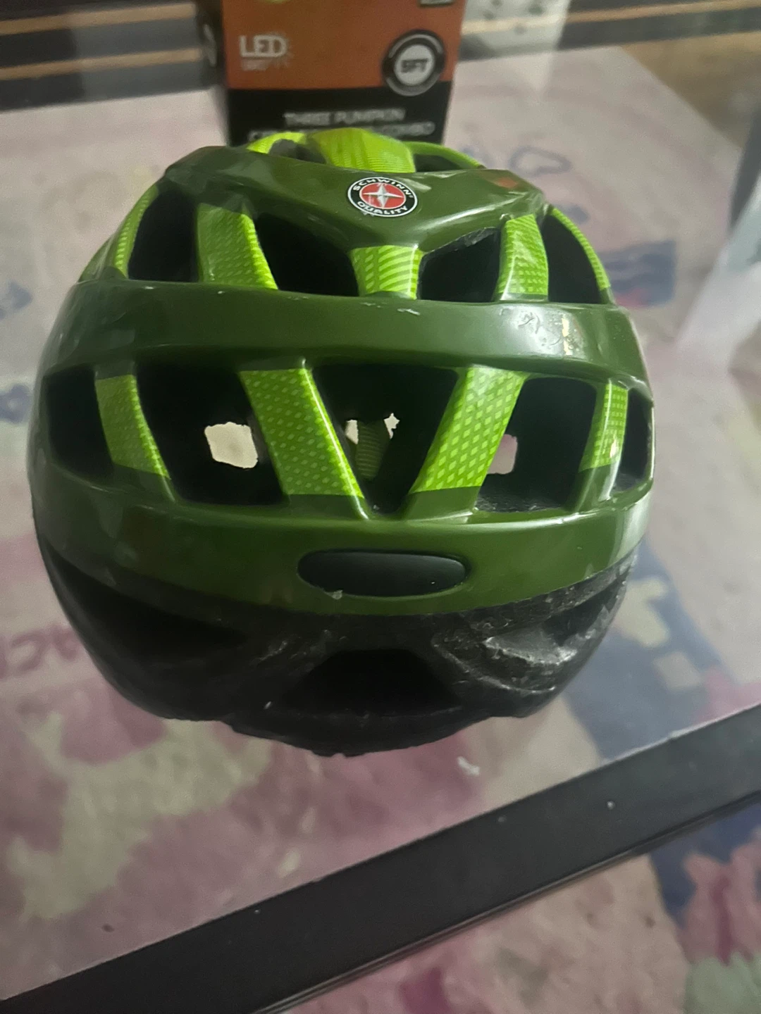 Schwinn Green Bicycle Helmet - photo 2