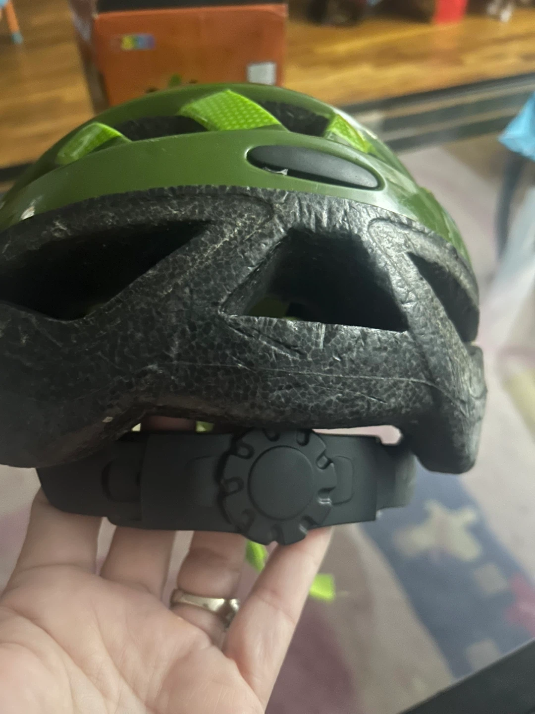 Schwinn Green Bicycle Helmet - photo 3
