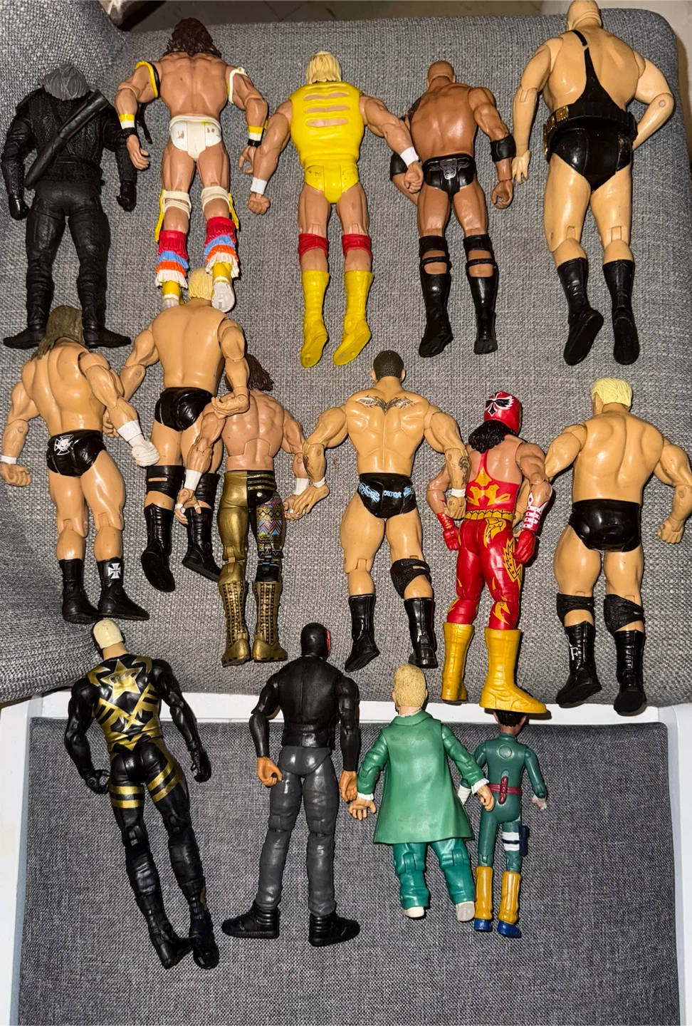 Lot of 14 Assorted Action Figures - photo 2
