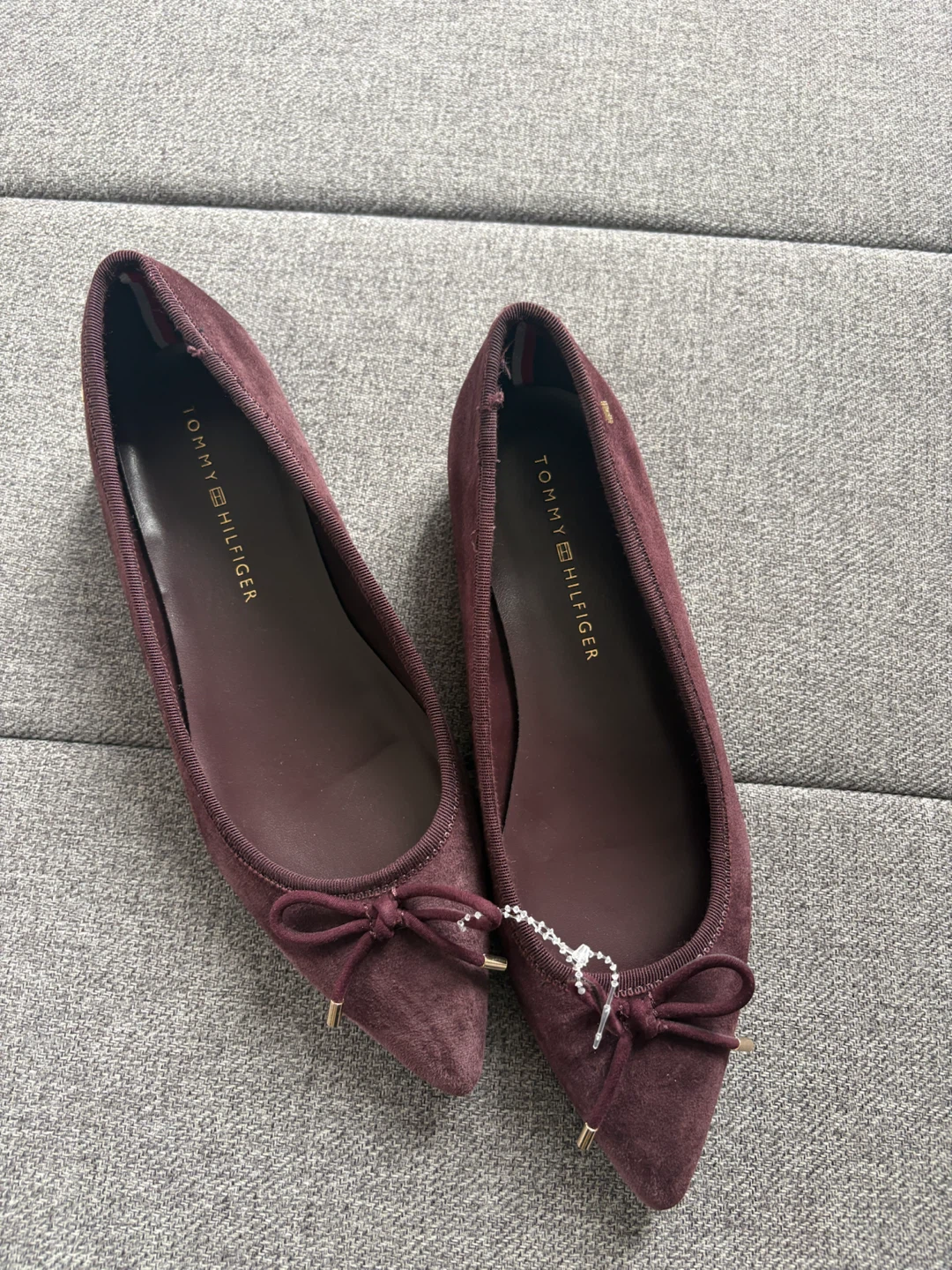 Tommy Hilfiger Kimio Dark Red Suede Ballet Flats