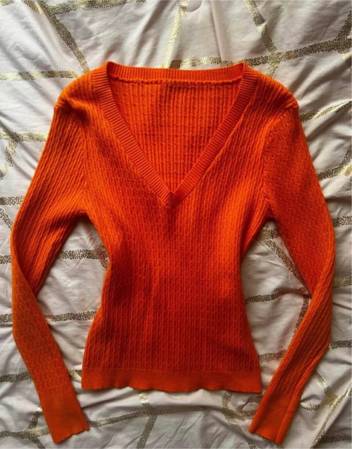 orange vneck fitted sweater