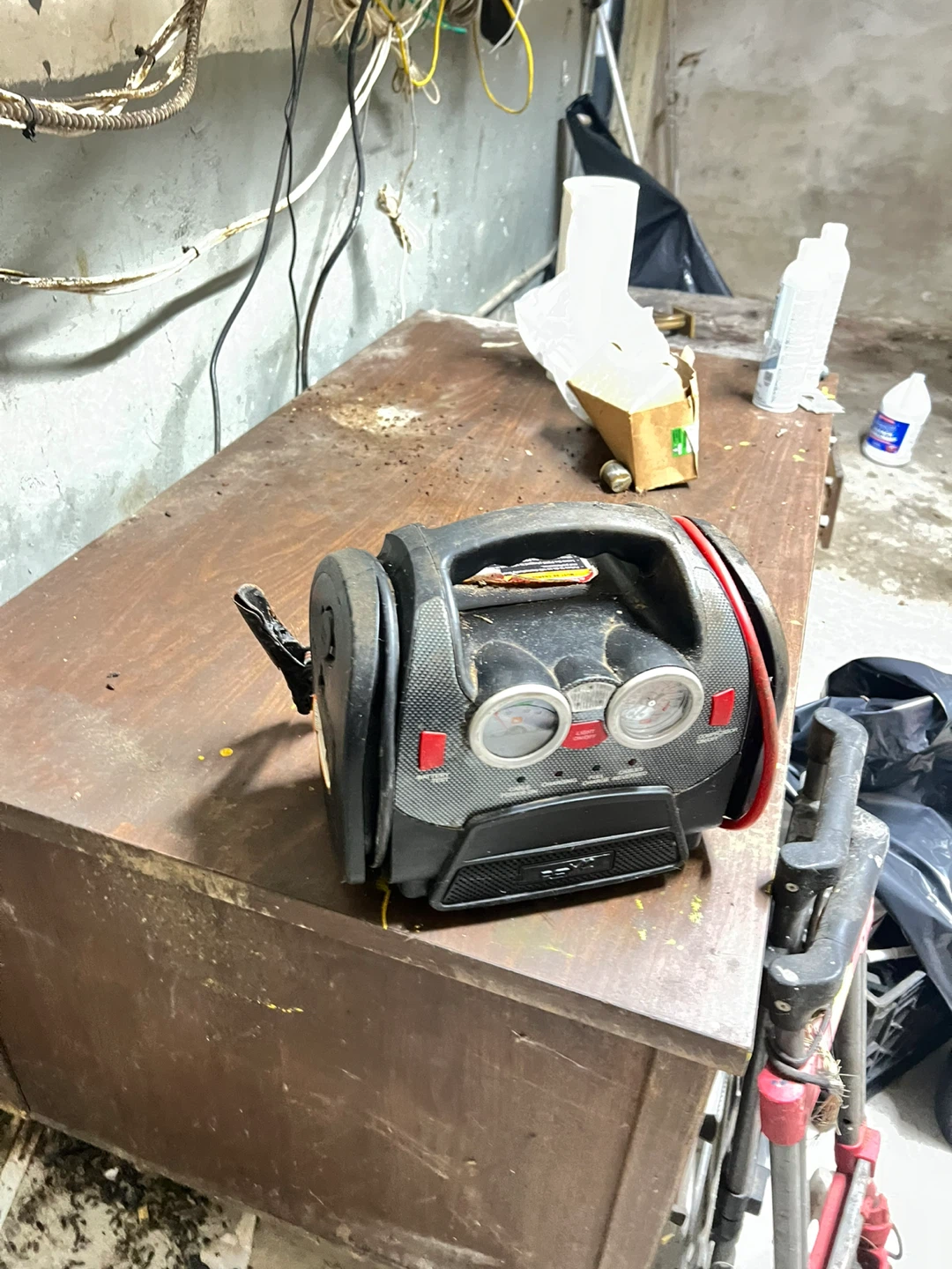 Power Station PSX Jump Starter Air Compressor - photo 3