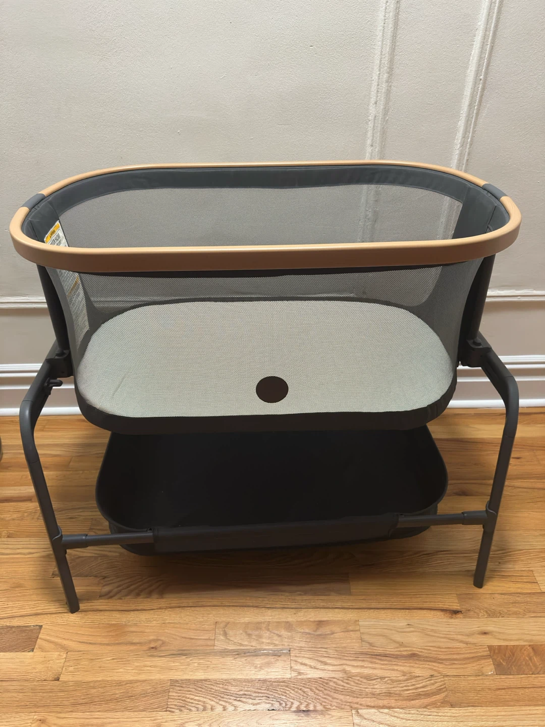 Maxi-Cosi Iora Bedside Bassinet