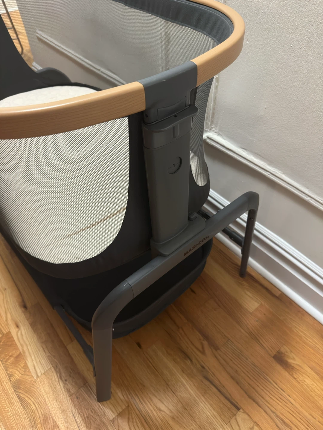 Maxi-Cosi Iora Bedside Bassinet - photo 5