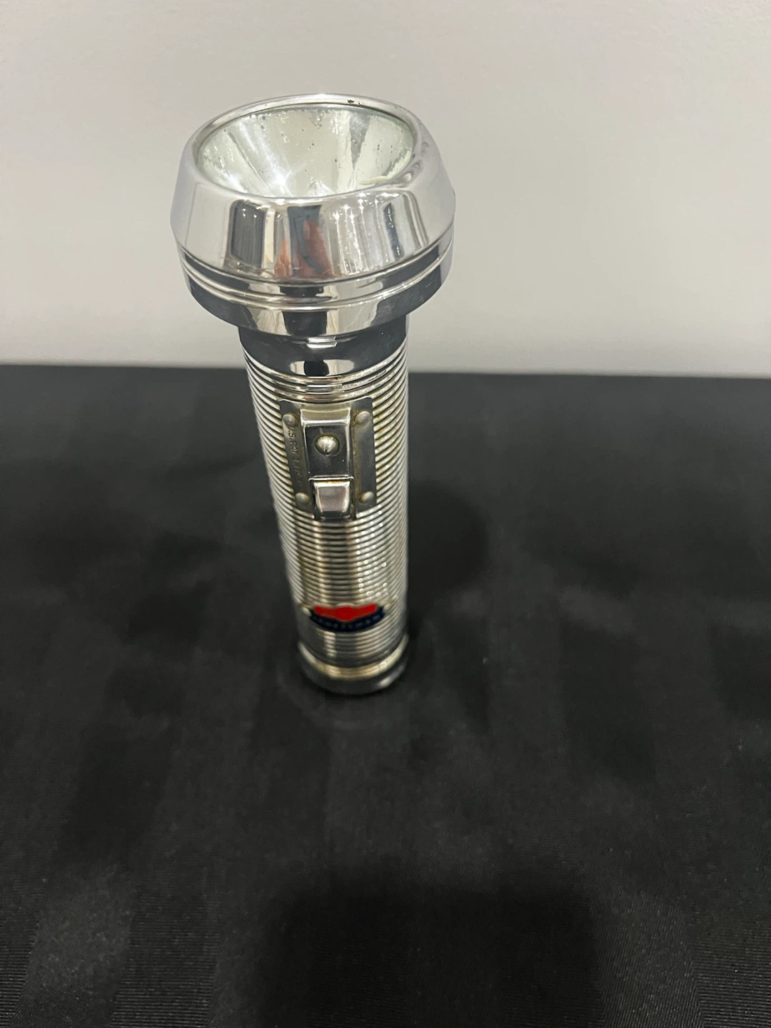 Vintage Ray-O-Vac Sportsman Flashlight - photo 2