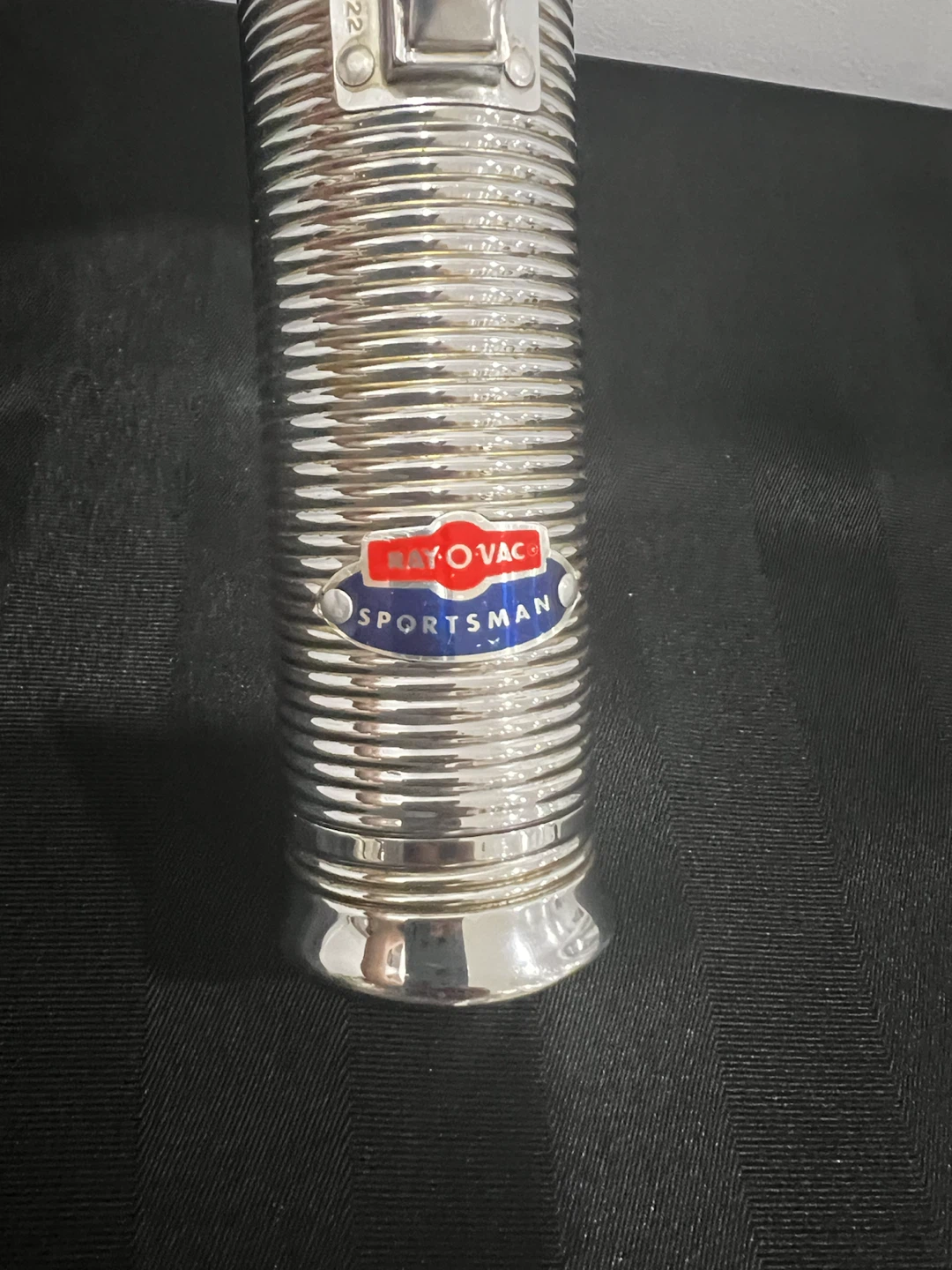 Vintage Ray-O-Vac Sportsman Flashlight - photo 3