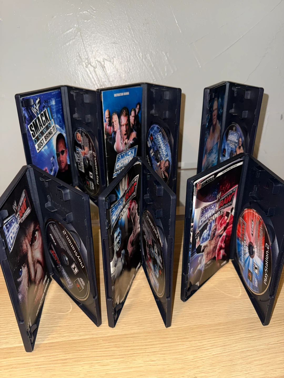 Set of 6 WWE PlayStation 2 Games - photo 2