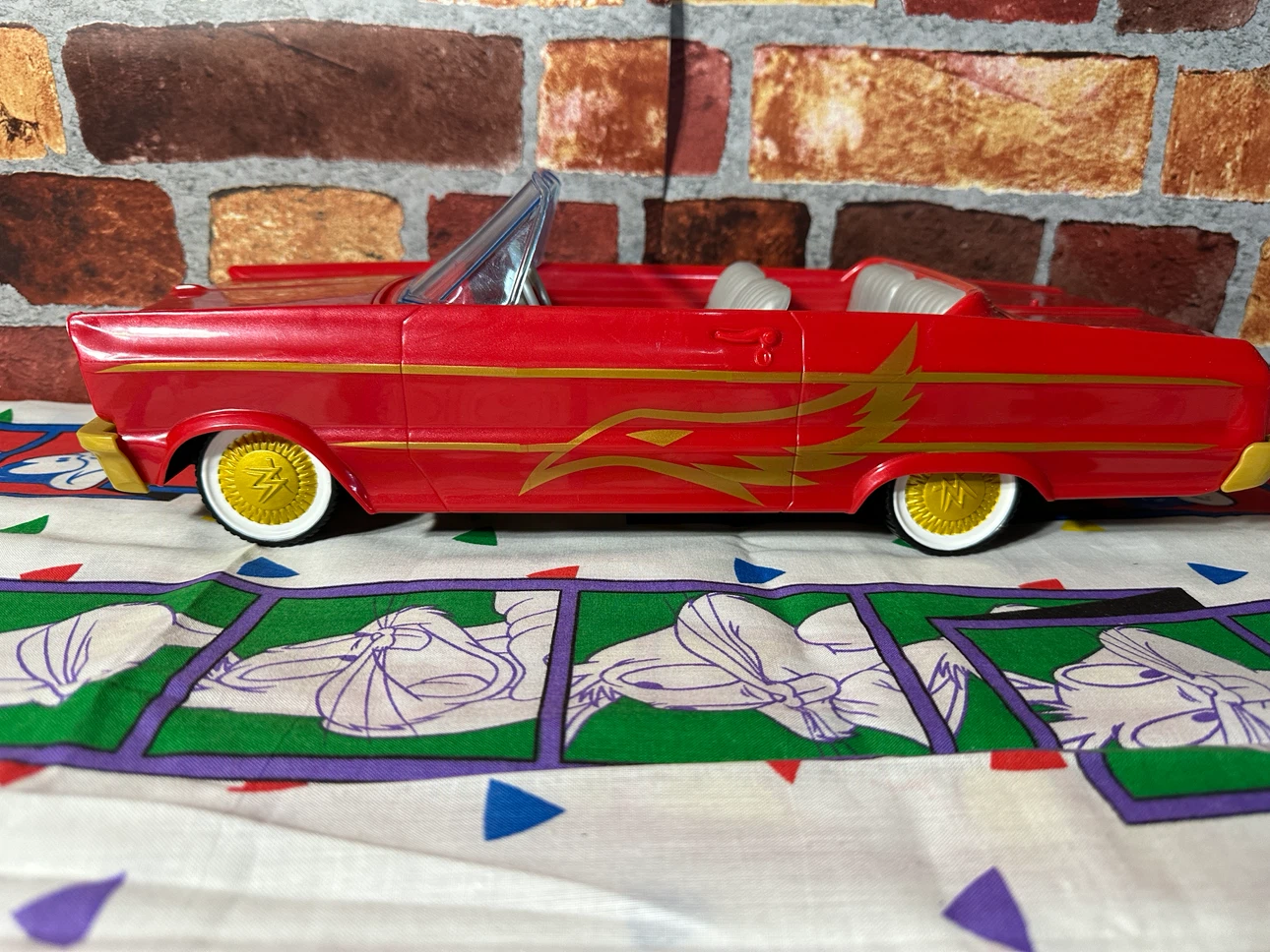 WWE Action Figure Vehicle Lucha Low Rider Mo Figure