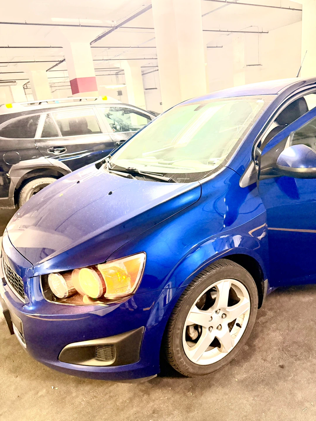 2014 Chevrolet sonic sedan low mileage - photo 3