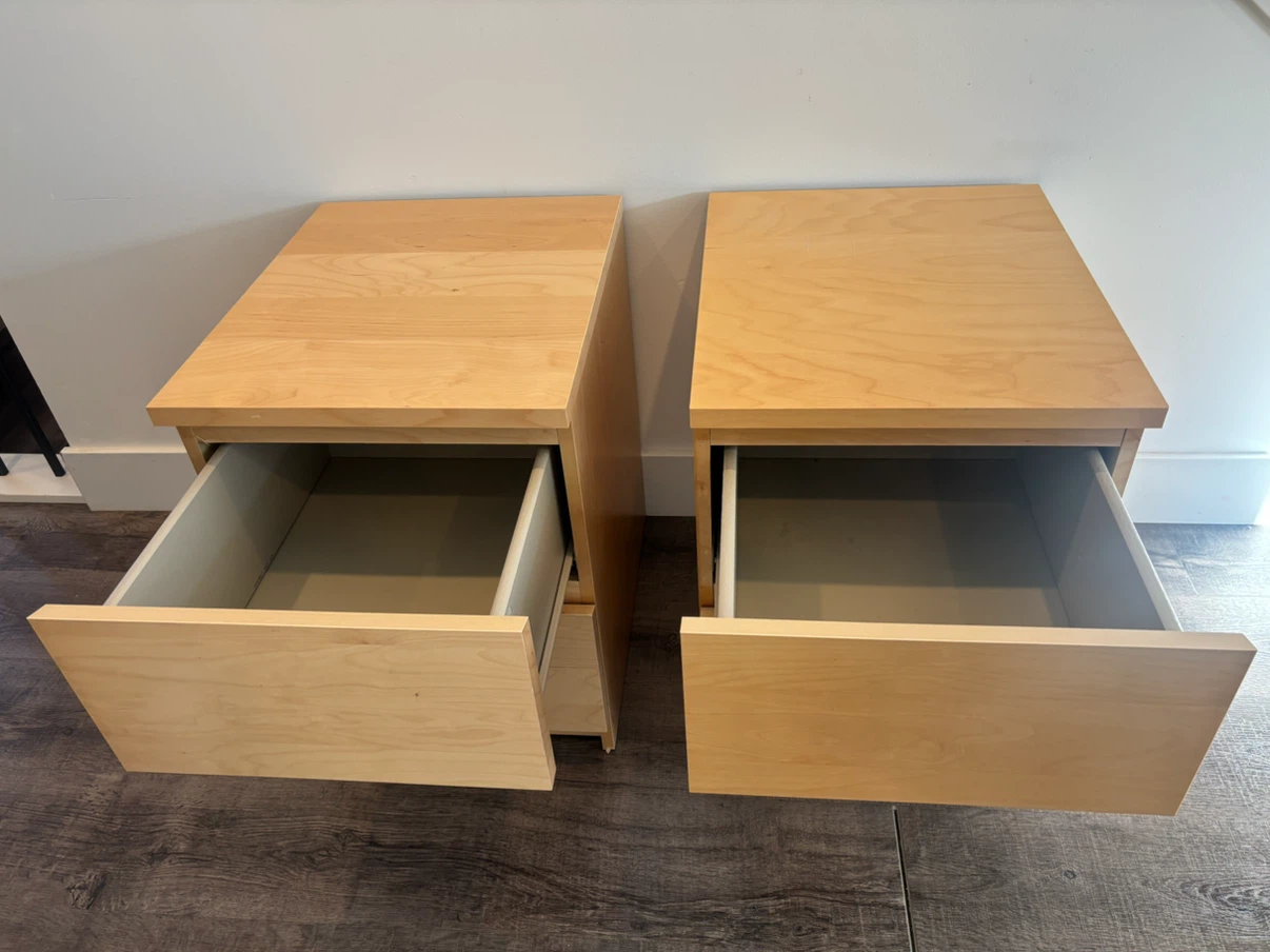 pair of IKEA nightstands in oak colour - photo 2