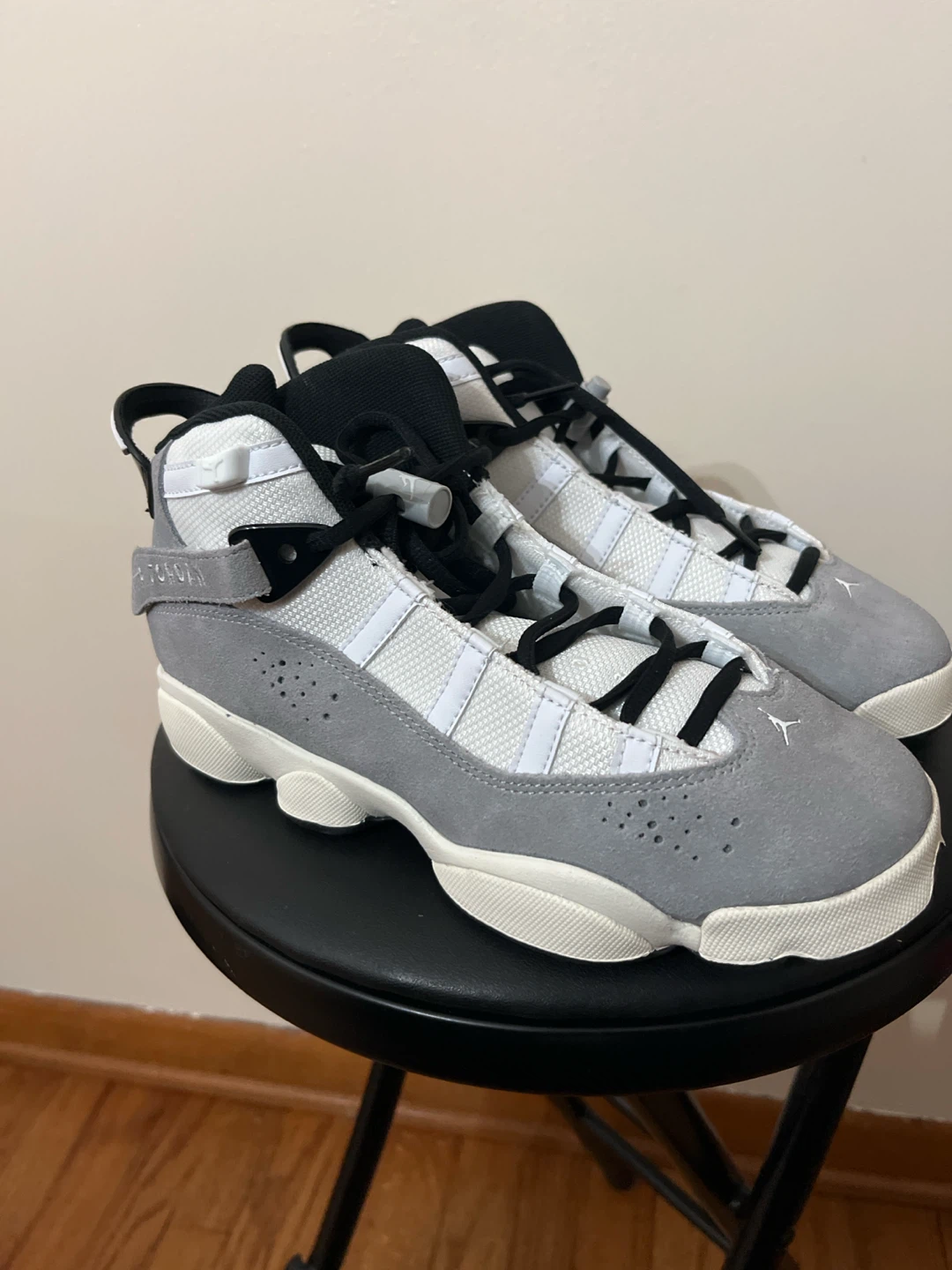 Jordan 6 Rings Sneakers Grey and White