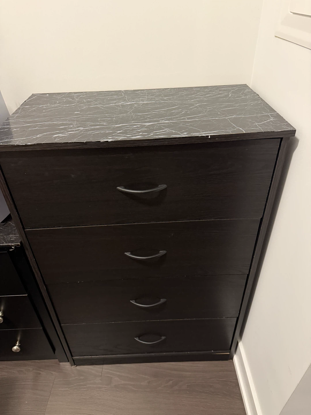 4-Drawer Dresser - photo 2