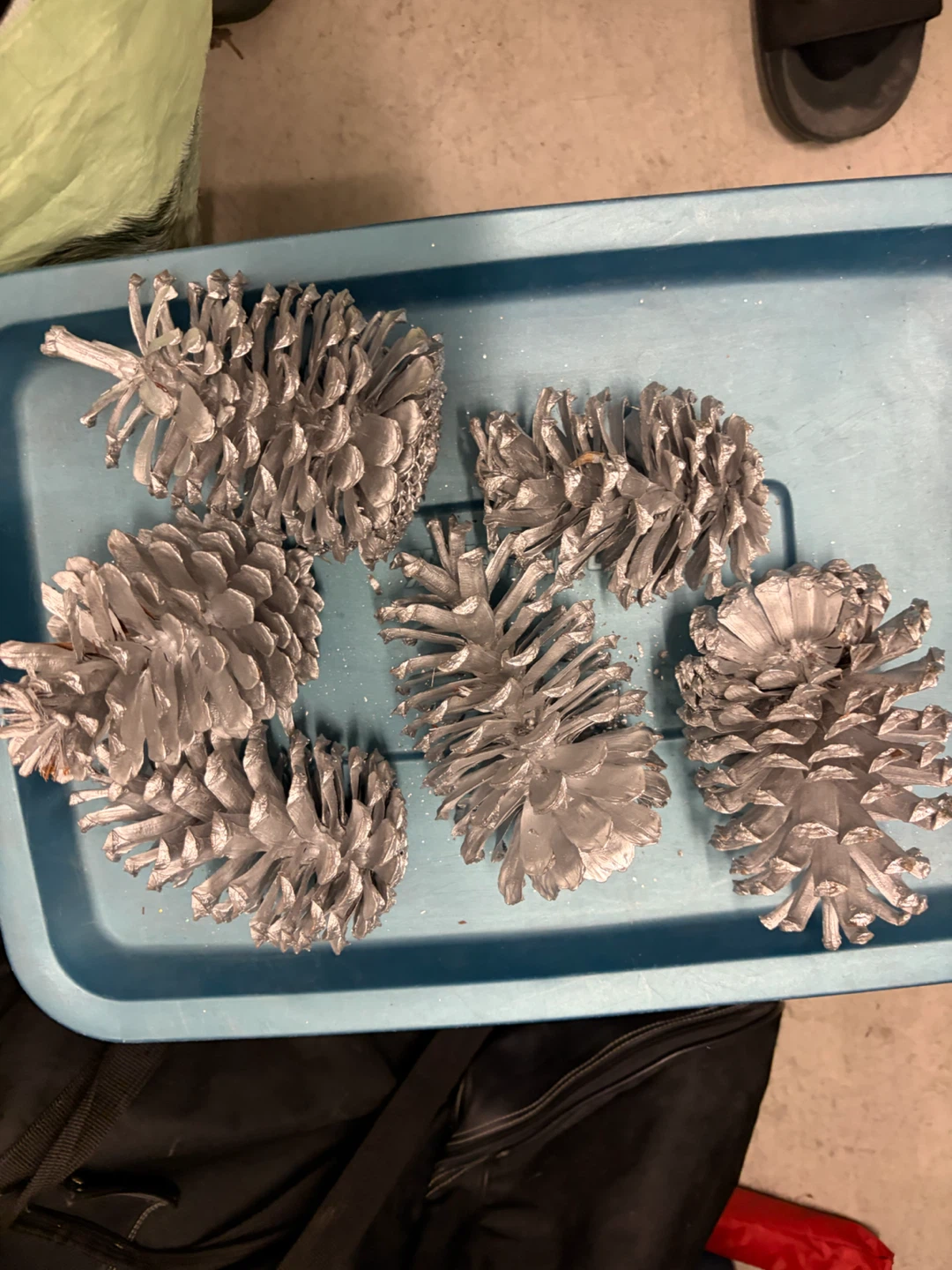 Set of 5 silver decorative pinecones