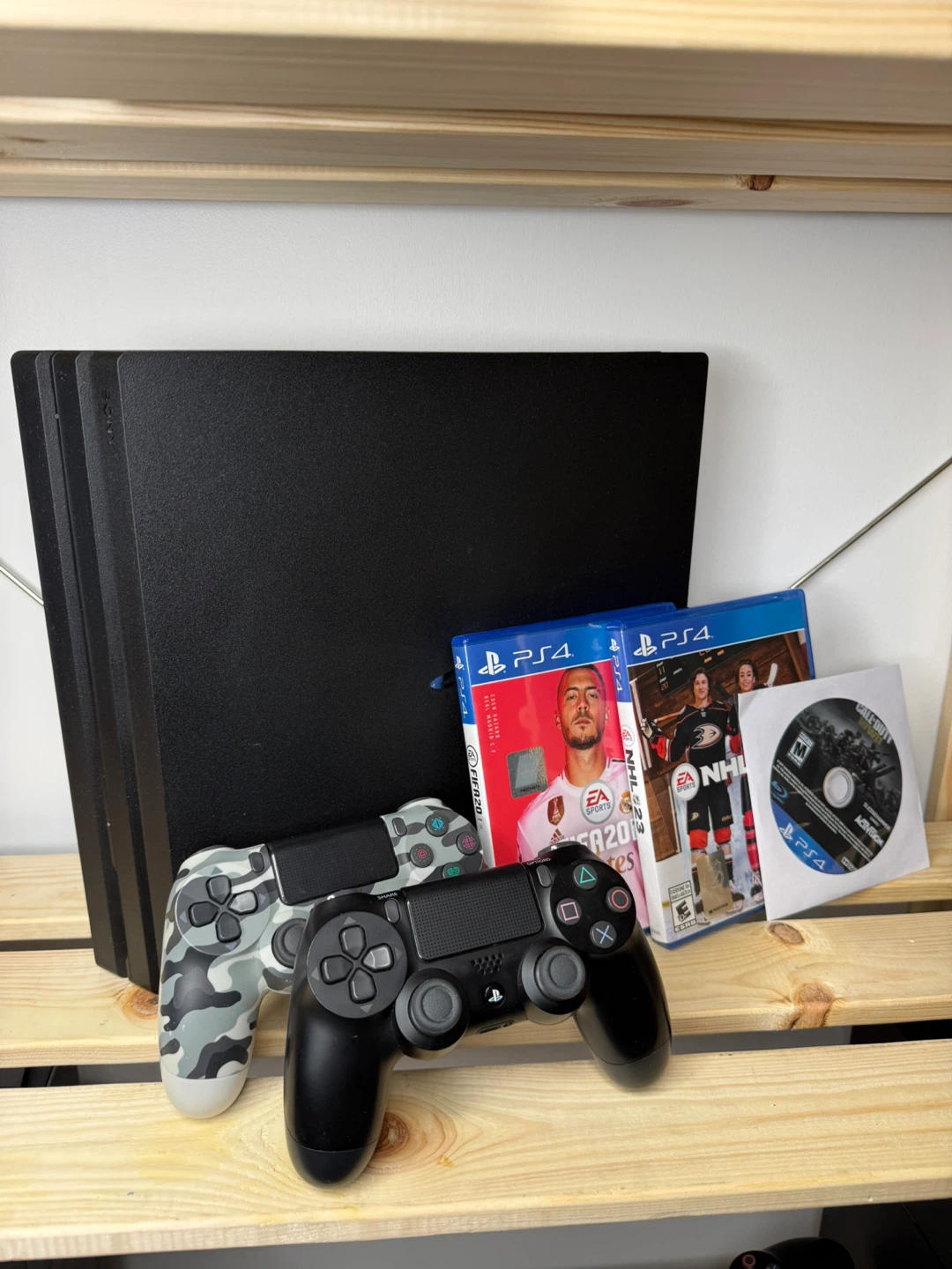 PlayStation 4 Pro + Games