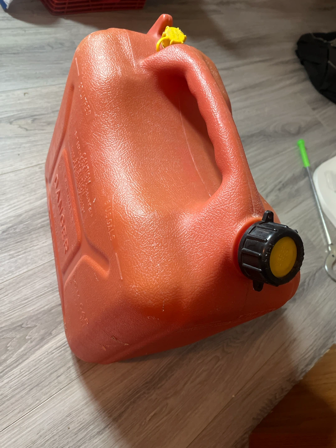 25 Litre Gasoline Jerry Can - photo 2