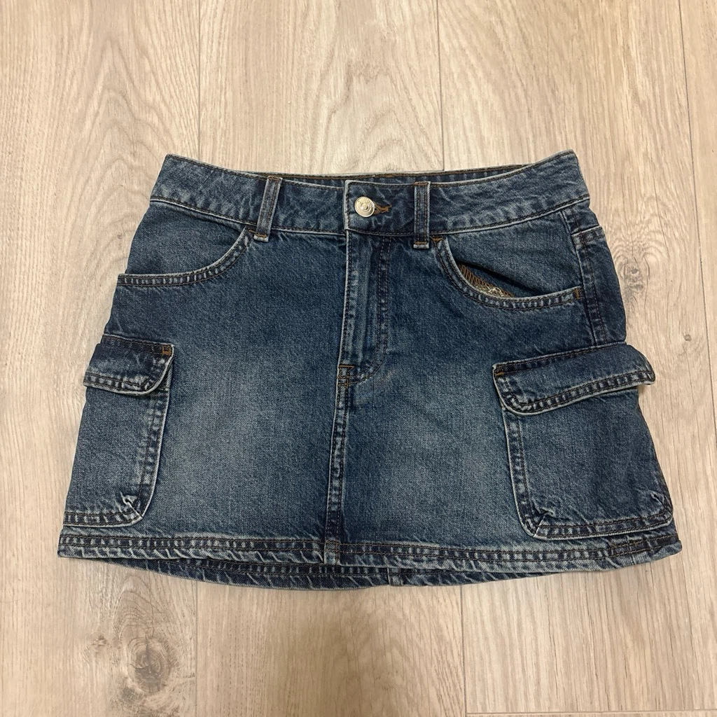 H&M Denim Cargo Mini Skirt - Size 0