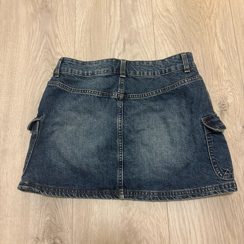 H&M Denim Cargo Mini Skirt - Size 0 - photo 2